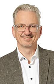 Dr. Henning Rüth photo